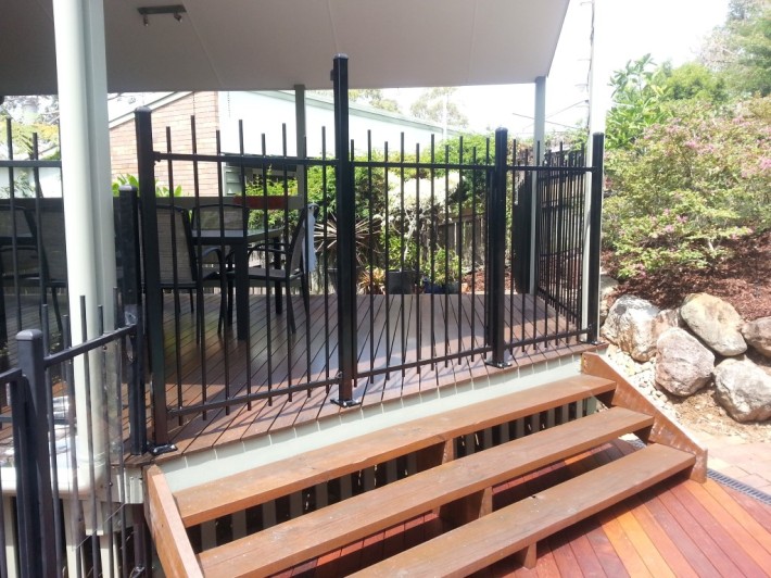 Aluminium Pool Fence, Robson’s Pool Safety Inspections, 7A/20 Bogong Street Riverhills Brisbane, QLD 4074